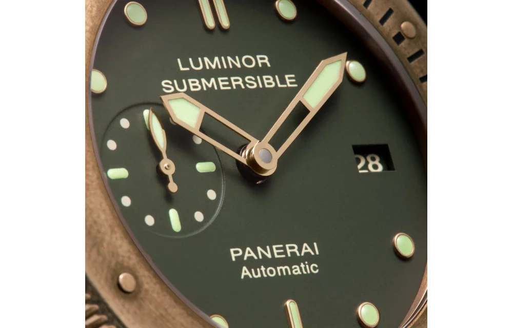 Panerai Bronzo PAM382: The Watch That Started It All