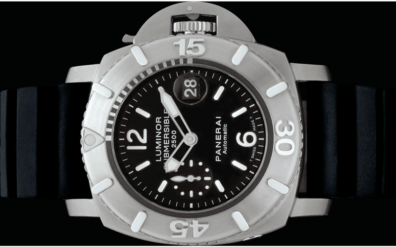 panerai submersible pam00194